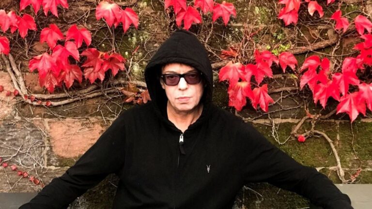 Echo & The Bunnymen Release New Album Apples For Isaac
