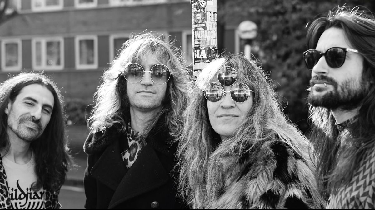 The Damn Truth - Photo by Sloane Morrison - Red Rabbit Shoots
